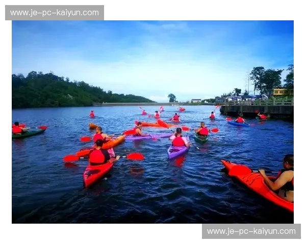 皮划艇集锦：划出生活的新风景