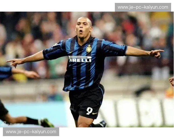 天河红潮碰上申城灵动：广州恒大与上海申鑫的那些“黄金岁月”